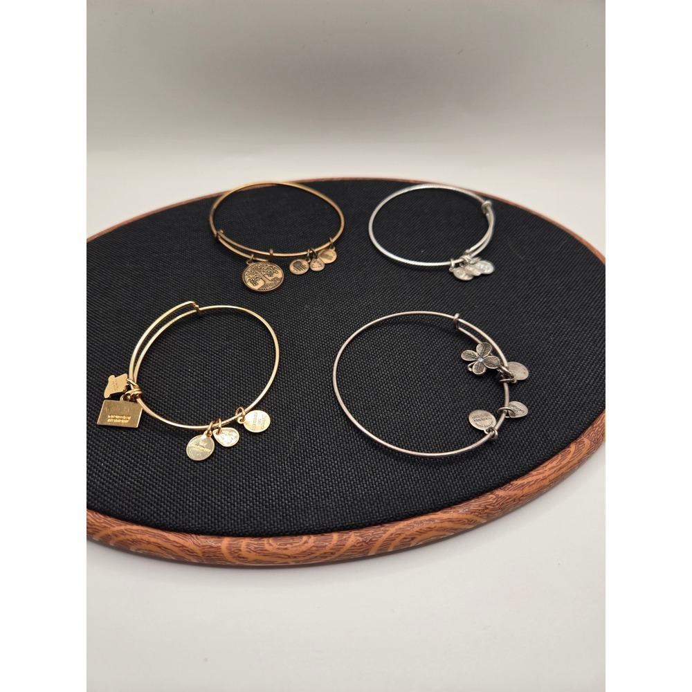 Alex and Ani Bangle Bracelet Lot of 4 Willy Wonka Tree of Life Clover Charms